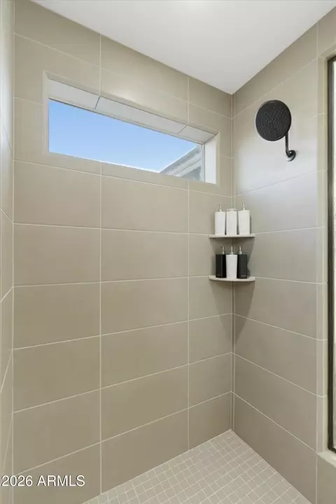 Bath - 3453 E Azalea Dr, Gilbert, AZ 85298 photo 2 of 4