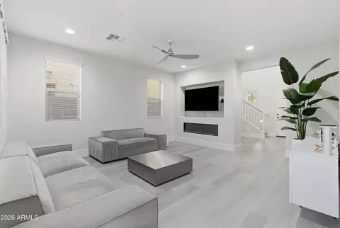 Living - 3453 E Azalea Dr, Gilbert, AZ 85298 photo 1 of 1