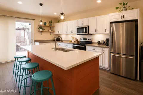 Kitchen - 4101 E Pierce St, Phoenix, AZ 85008 photo 6 of 6