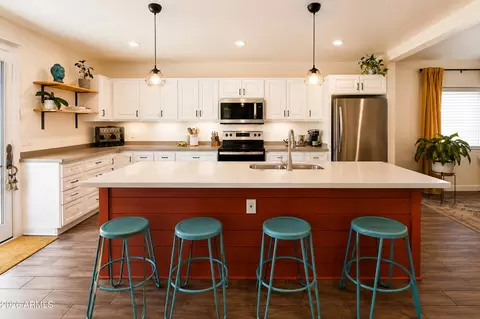 Kitchen - 4101 E Pierce St, Phoenix, AZ 85008 photo 1 of 6
