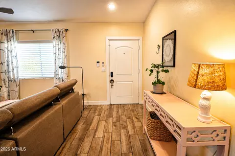 Entry Way - 4101 E Pierce St, Phoenix, AZ 85008 photo 1 of 3