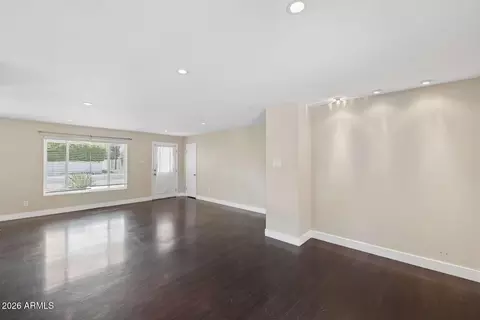 Living - 3817 N 49th Pl, Phoenix, AZ 85018 photo 1 of 4