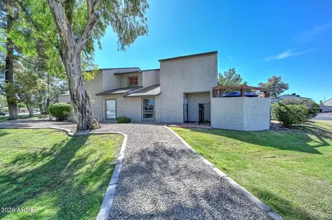 202 E Betty Elyse Ln, Phoenix, AZ 85022
