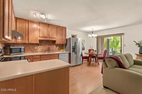 Kitchen - 5525 E Thomas Rd #O12, Phoenix, AZ 85018 photo 1 of 2