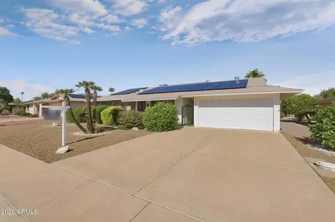18027 N 134 Ave, Sun City West, AZ 85375