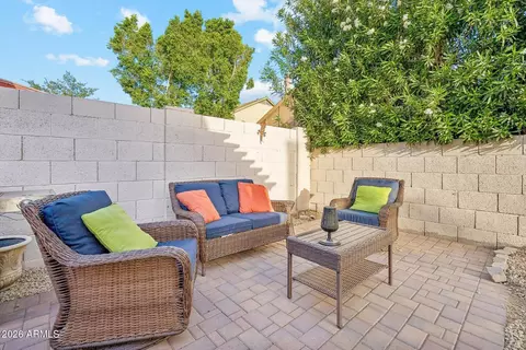 Exterior - 413 E Kristal Way, Phoenix, AZ 85024 photo 9 of 9