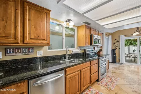 Kitchen - 413 E Kristal Way, Phoenix, AZ 85024 photo 1 of 3