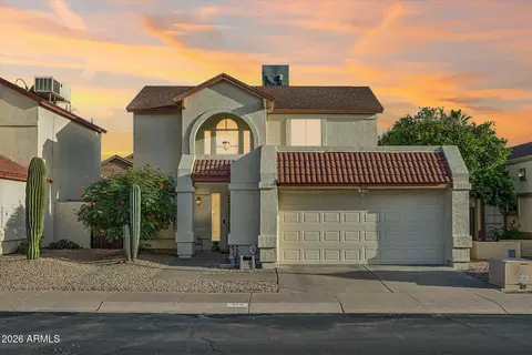 413 E Kristal Way, Phoenix, AZ 85024