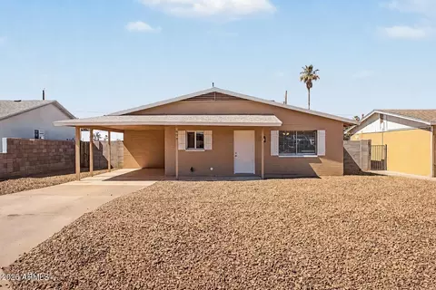 808 E Desert Dr N, Phoenix, AZ 85042