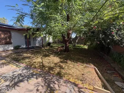 Exterior - 1011 E Colter St, Phoenix, AZ 85014 photo 2 of 3