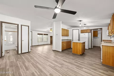 233 E Michelle Dr, Phoenix, AZ 85022 photo 31