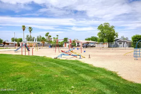 233 E Michelle Dr, Phoenix, AZ 85022 photo 16