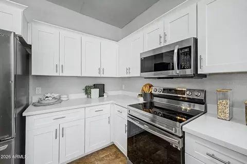2061 N 29th Pl, Mesa, AZ 85213 photo 11