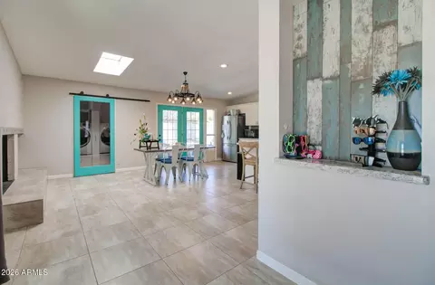 373 N Apache Dr, Chandler, AZ 85224