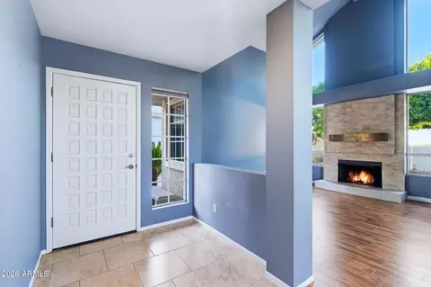 Entry Way - 4021 E Laurel Ln NE, Phoenix, AZ 85028 photo 1 of 1