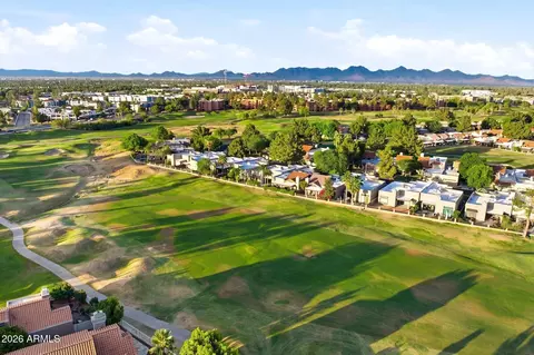 View/Area - 4021 E Laurel Ln NE, Phoenix, AZ 85028 photo 1 of 5