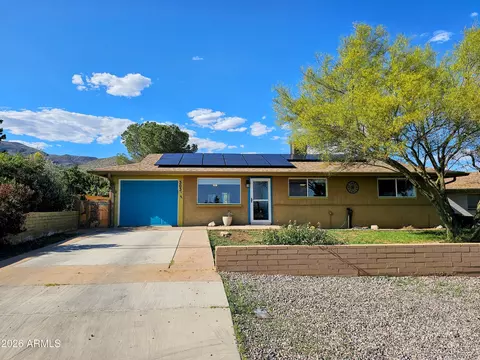 303 Cochise Ln, Bisbee, AZ 85603