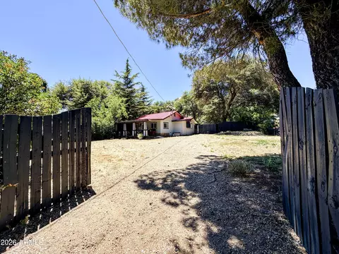 22402 S Oak Way, Yarnell, AZ 85362