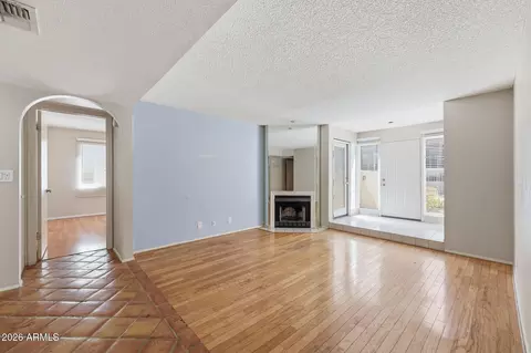 Living - 1820 E Morten Ave #111, Phoenix, AZ 85020 photo 2 of 8