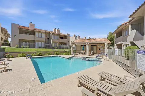 Exterior - 1820 E Morten Ave #111, Phoenix, AZ 85020 photo 2 of 4