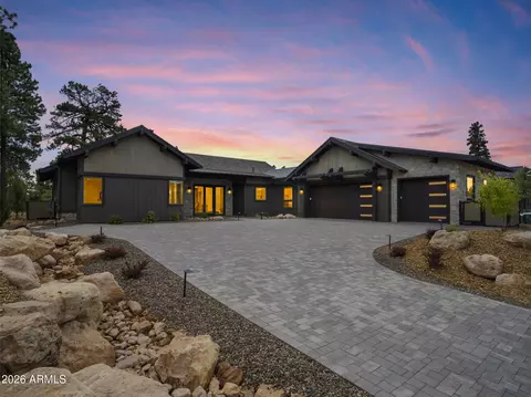 2460 S Pinyon Jay Dr, Flagstaff, AZ 86005