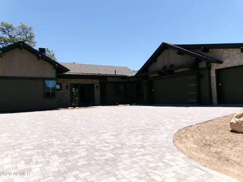 2460 S Pinyon Jay Dr, Flagstaff, AZ 86005