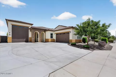 8401 N 172nd Ln, Waddell, AZ 85355