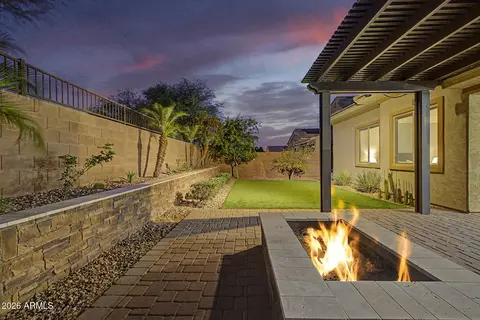 Exterior - 2707 E Daniel Dr, Gilbert, AZ 85298 photo 10 of 19