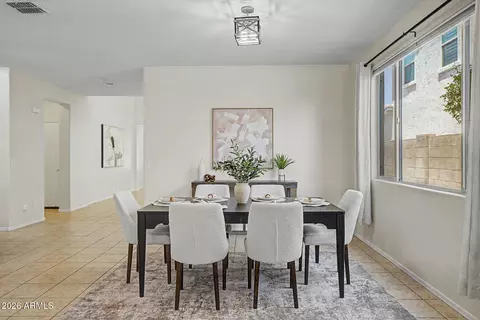 Dining - 2707 E Daniel Dr, Gilbert, AZ 85298 photo 2 of 2