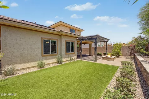 Exterior - 2707 E Daniel Dr, Gilbert, AZ 85298 photo 13 of 19