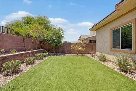 Exterior - 2707 E Daniel Dr, Gilbert, AZ 85298 photo 11 of 19