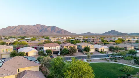 View/Area - 2707 E Daniel Dr, Gilbert, AZ 85298 photo 3 of 31