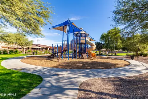 View/Area - 2707 E Daniel Dr, Gilbert, AZ 85298 photo 24 of 31