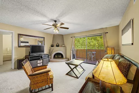 10410 N Cave Creek Rd #2210, Phoenix, AZ 85020