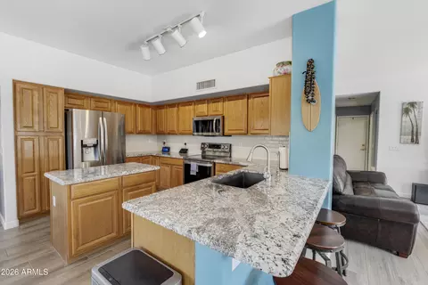 Kitchen - 1241 E Captain Dreyfus Ave, Phoenix, AZ 85022 photo 2 of 5