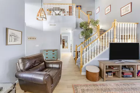 Entry Way - 1241 E Captain Dreyfus Ave, Phoenix, AZ 85022 photo 2 of 3