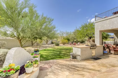 Exterior - 1241 E Captain Dreyfus Ave, Phoenix, AZ 85022 photo 9 of 16