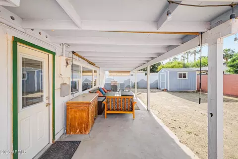 Exterior - 1524 Earll Dr, Phoenix, AZ 85014 photo 2 of 10