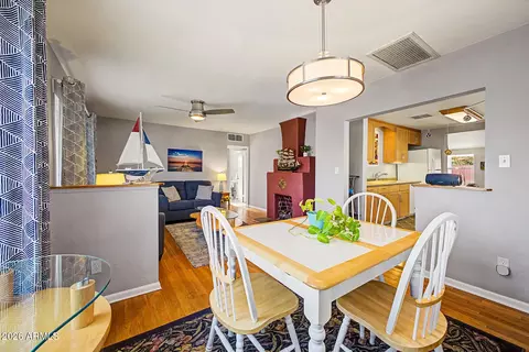 Dining - 1524 Earll Dr, Phoenix, AZ 85014 photo 2 of 5