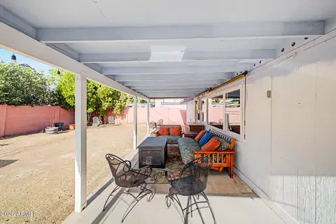 Exterior - 1524 Earll Dr, Phoenix, AZ 85014 photo 6 of 10