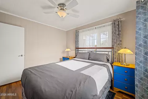 Bedroom - 1524 Earll Dr, Phoenix, AZ 85014 photo 6 of 6