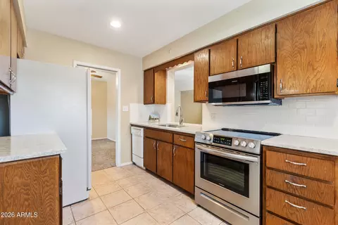 Kitchen - 6218 E Boise St, Mesa, AZ 85205 photo 1 of 5