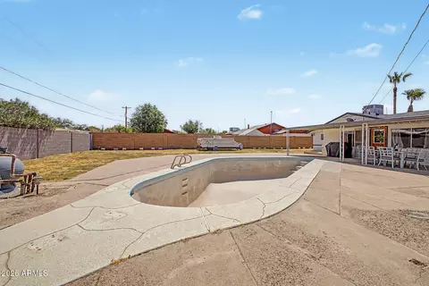 Exterior - 10202 E Jones Ave, Mesa, AZ 85208 photo 3 of 4