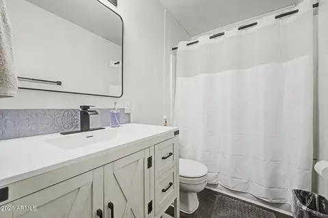 Bath - 10202 E Jones Ave, Mesa, AZ 85208 photo 1 of 2