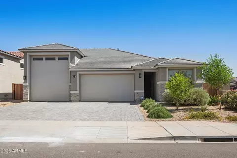 18558 W Swayback Pass, Wittmann, AZ 85361