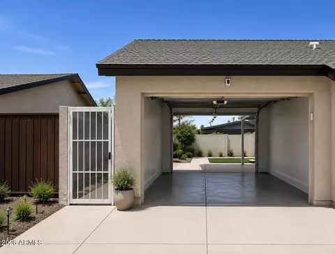 Exterior - 1826 W Oraibi Dr, Phoenix, AZ 85027 photo 4 of 4