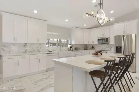 Kitchen - 1826 W Oraibi Dr, Phoenix, AZ 85027 photo 2 of 5