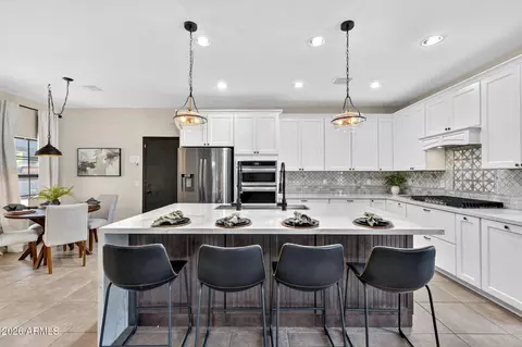 Kitchen - 3536 E Fairview St, Gilbert, AZ 85295 photo 4 of 11
