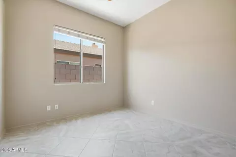 Bedroom - 4606 E Chisum Trl, Phoenix, AZ 85050 photo 1 of 1