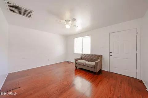 Living - 10226 N 15th Ave, Phoenix, AZ 85021 photo 4 of 5